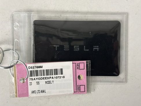 Used 2023 Tesla Model Y Long Range AWD/4WD image 22