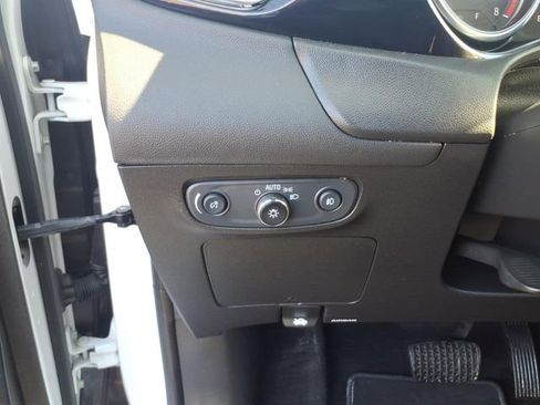 Used 2023 Buick Encore GX Preferred w/ Cold Weather Comfort Package AWD/4WD image 13