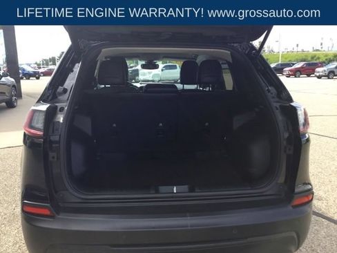 Used 2023 Jeep Cherokee Altitude Lux AWD/4WD image 7