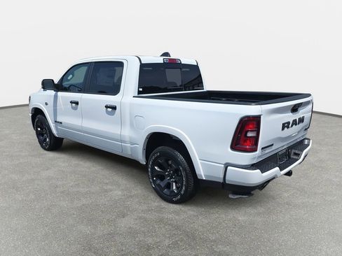New 2026 RAM 1500 4x4 Crew Cab image 7