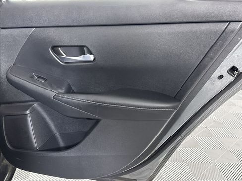 Certified 2021 Nissan Sentra SV w/ Trunk Package FWD image 32