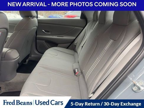 Used 2023 Hyundai Elantra SEL image 9