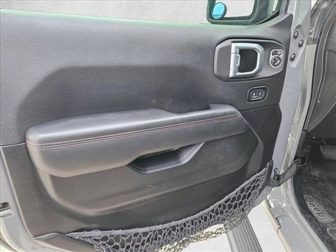 Used 2022 Jeep Wrangler Unlimited Rubicon w/ LED Lighting Group image 9