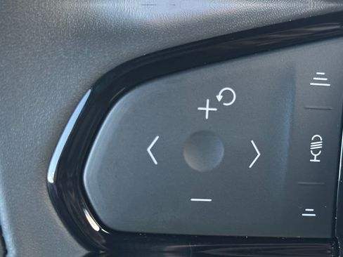 New 2026 Lotus Emira SE image 21