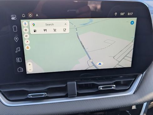 Used 2025 Chevrolet Equinox LT w/ Convenience Package II image 18