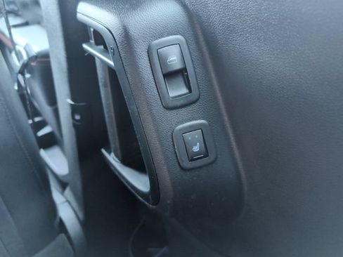 Used 2013 Dodge Grand Caravan R/T w/ Driver Convenience Group FWD image 30