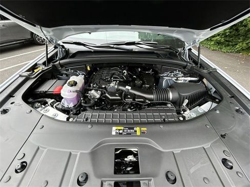 New 2025 Jeep Grand Cherokee L Limited image 10