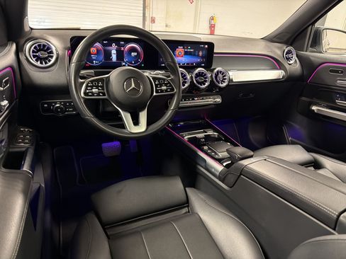 Used 2022 Mercedes-Benz GLB 250 image 29