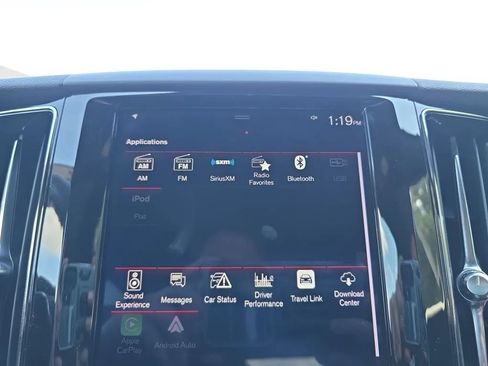 Used 2019 Volvo XC60 T5 R-Design AWD/4WD image 32
