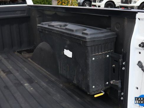 Used 2020 Chevrolet Silverado 1500 LTZ w/ LTZ Convenience Package image 9