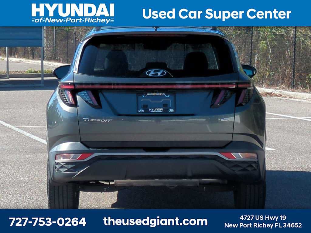 Used 2023 Hyundai Tucson SEL w/ Convenience Package AWD/4WD image 4