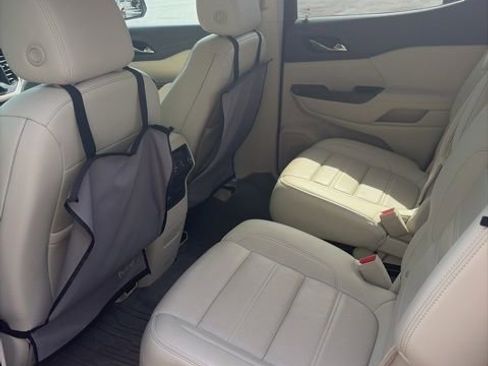 Used 2021 GMC Acadia Denali w/ Denali Technology Package image 29