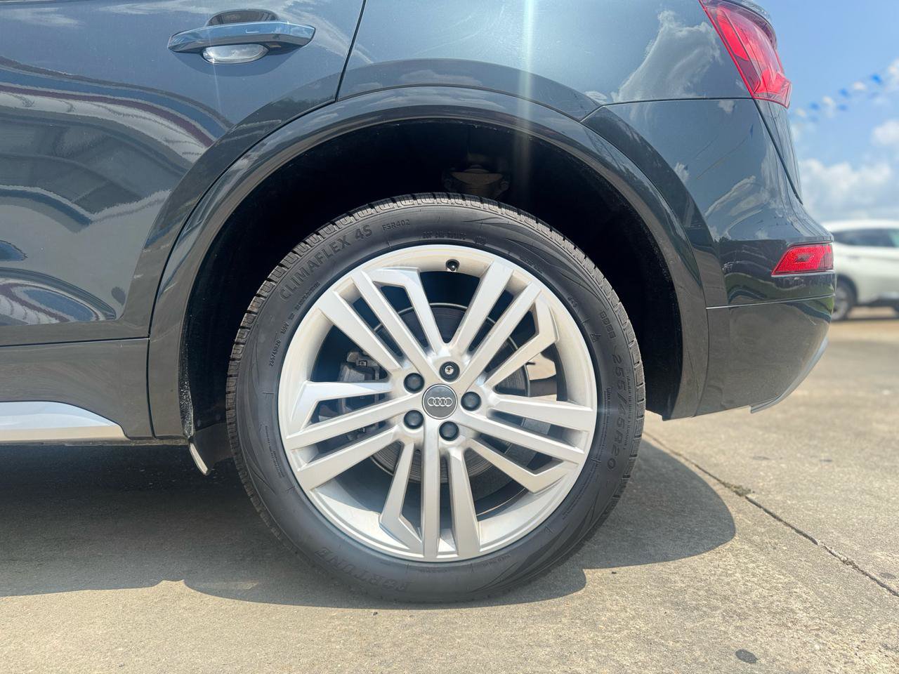 Used 2018 Audi Q5 2.0T Premium Plus AWD/4WD image 24
