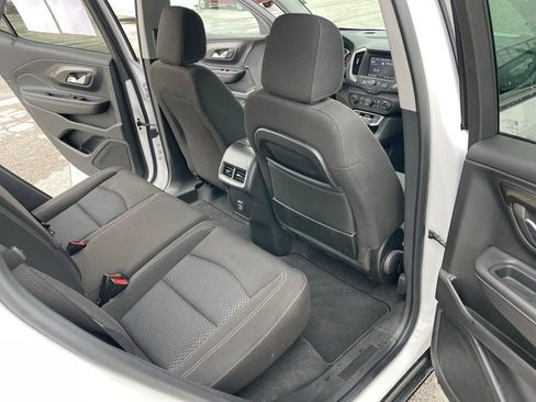 Used 2023 GMC Terrain SLE w/ Driver Convenience Package image 23