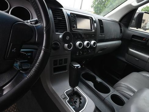 Used 2012 Toyota Sequoia SR5 w/ Premium Pkg AWD/4WD image 9