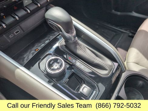 Used 2024 Chevrolet Colorado ZR2 w/ ZR2 Bison Edition AWD/4WD image 26