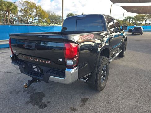 Used 2021 Toyota Tacoma SR5 image 6