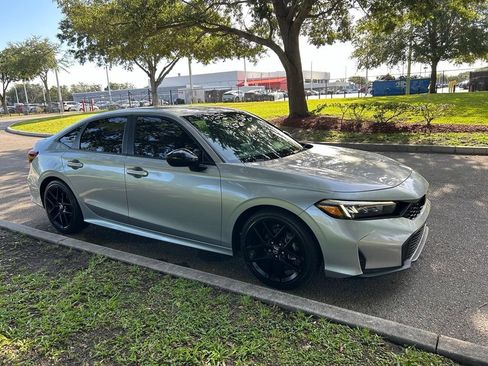 Used 2025 Honda Civic Sport image 8