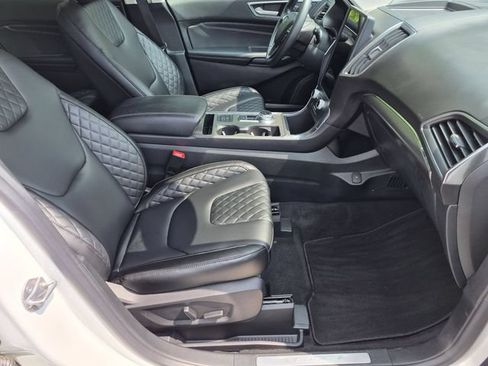 Used 2023 Ford Edge Titanium AWD/4WD image 19