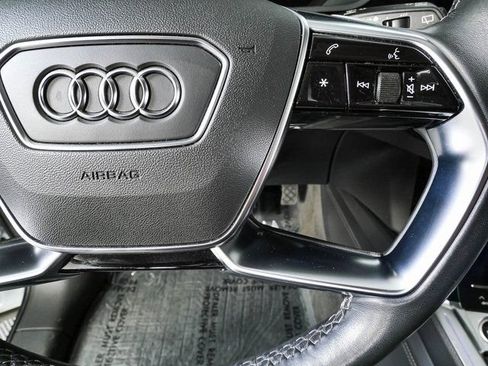 Used 2024 Audi Q8 e-tron Premium Plus AWD/4WD image 12
