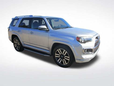 Used 2016 Toyota 4Runner Limited image 5
