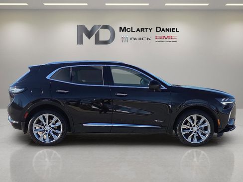 Used 2021 Buick Envision Avenir image 6