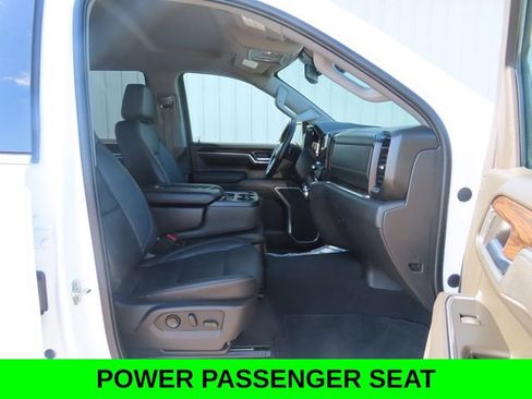 Used 2025 GMC Sierra 1500 SLT AWD/4WD image 25