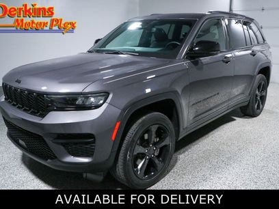 Used 2023 Jeep Grand Cherokee Altitude