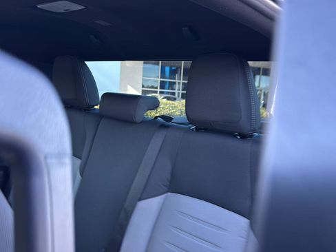 Used 2025 Toyota Tacoma TRD Off-Road image 24