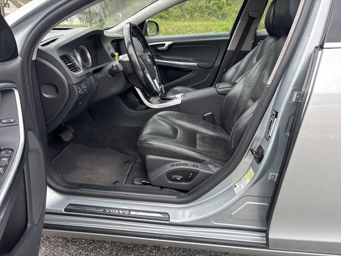 Used 2013 Volvo S60 T5 FWD image 19