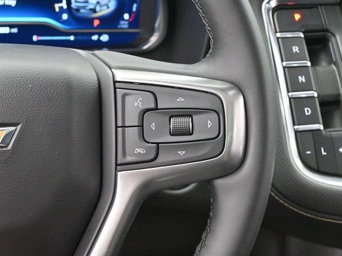 Used 2024 Chevrolet Suburban Premier w/ Premium Package AWD/4WD image 16
