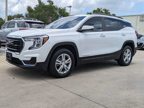 Used 2023 GMC Terrain SLE w/ Driver Convenience Package AWD/4WD image 10
