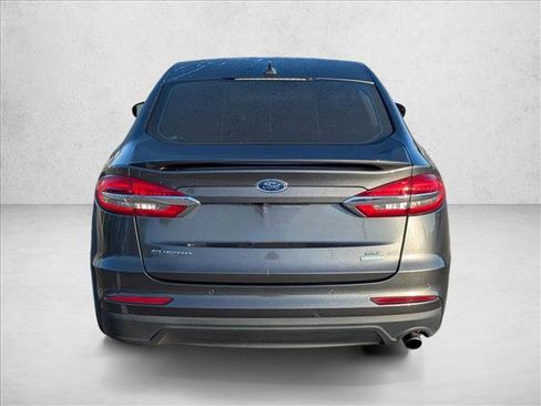Used 2019 Ford Fusion SE w/ Equipment Group 151A FWD image 6