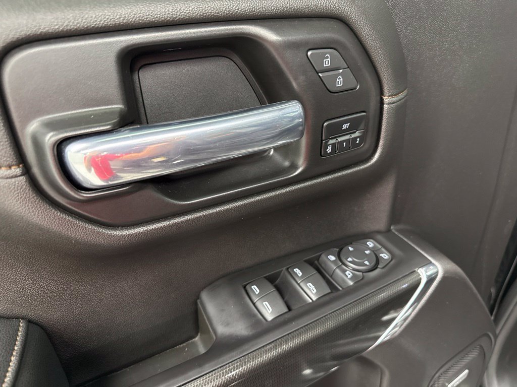 Used 2021 GMC Sierra 1500 AT4 w/ AT4 Premium Package AWD/4WD image 23