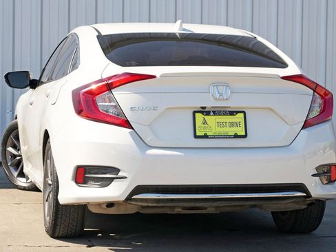 Used 2020 Honda Civic EX image 5