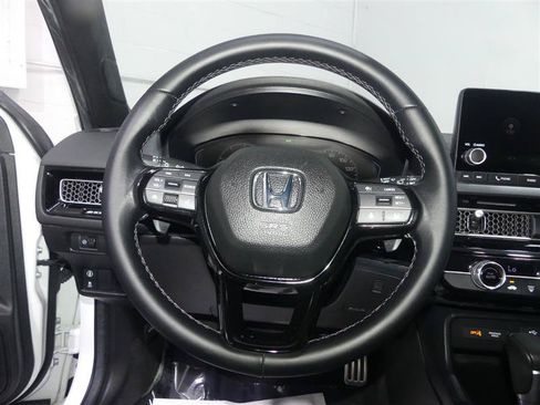 Used 2024 Honda Civic Sport image 28
