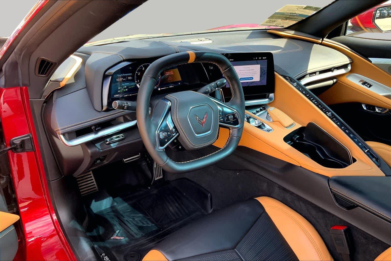 Used 2025 Chevrolet Corvette Stingray Preferred Cpe w/ Z51 Performance Package RWD image 18