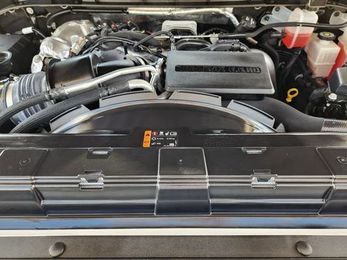 Used 2025 GMC Sierra 2500 AT4 w/ AT4 Premium Plus Package AWD/4WD image 32
