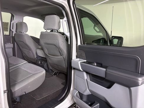 Used 2024 Ford F150 XLT AWD/4WD image 30