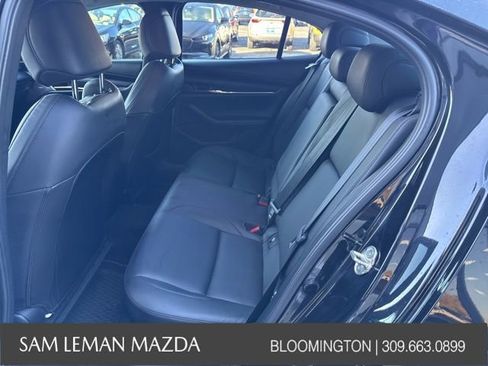 Used 2022 MAZDA MAZDA3 s image 13