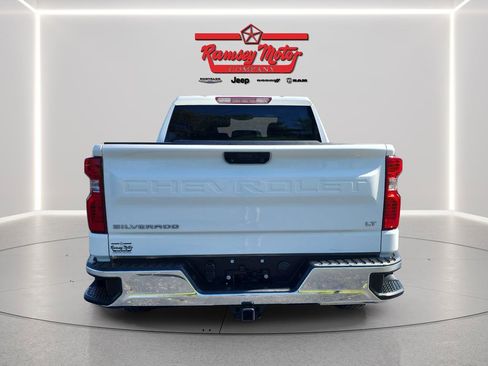 Used 2023 Chevrolet Silverado 1500 LT w/ Work Truck Package AWD/4WD image 4
