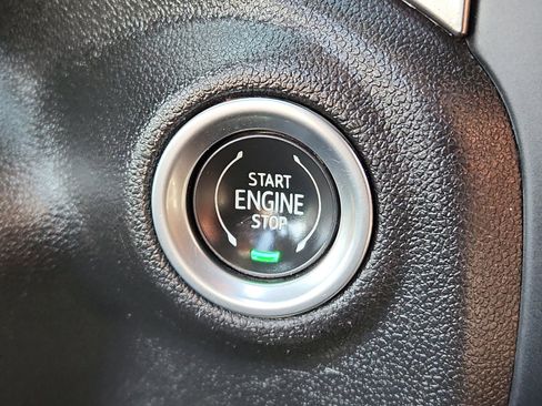 Used 2020 Chevrolet Silverado 2500 LTZ w/ LTZ Plus Package image 20