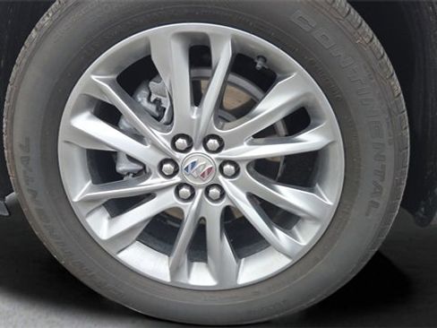 Used 2023 Buick Enclave Avenir w/ Avenir Technology Package image 19