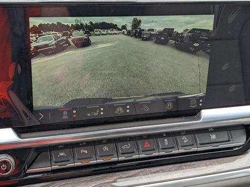New 2026 Chevrolet Silverado 1500 LTZ w/ LTZ Premium Package AWD/4WD image 25