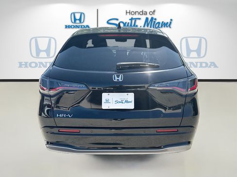 Used 2024 Honda HR-V EX-L image 6