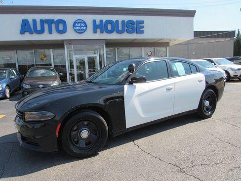 Used 2019 Dodge Charger Police RWD image 4