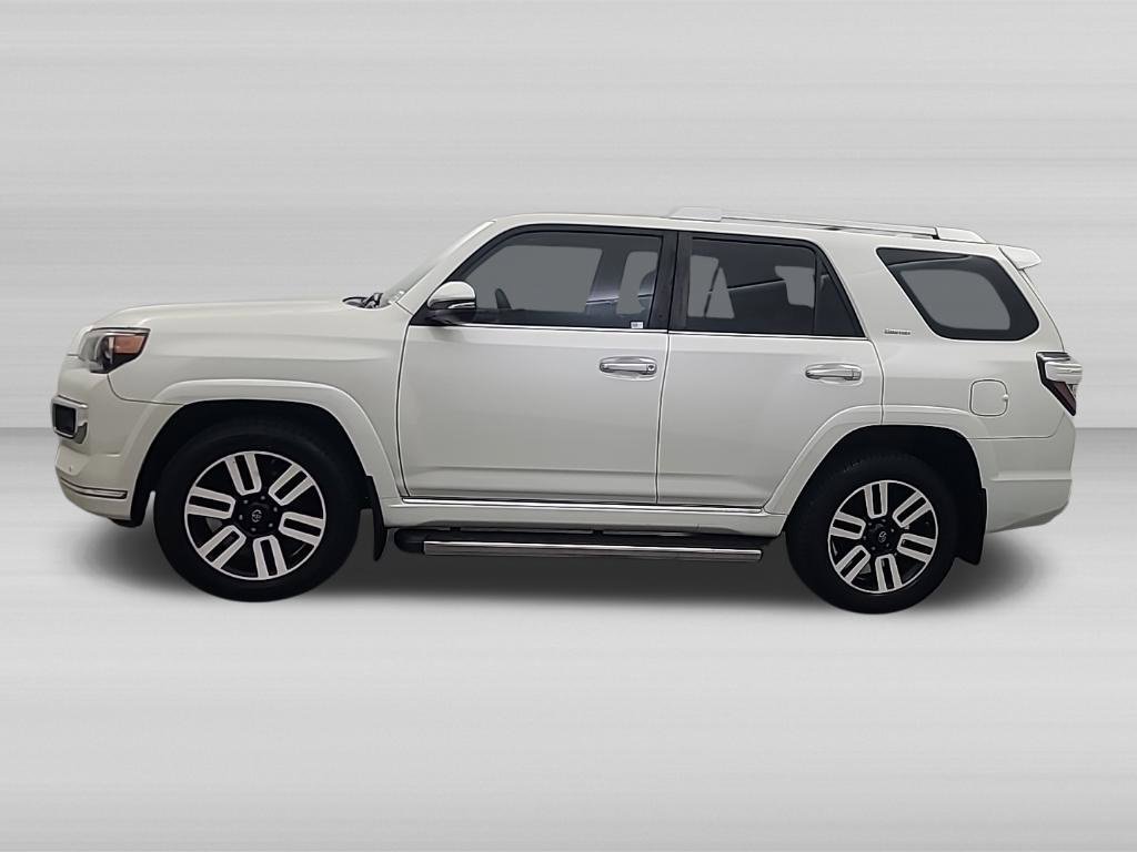 Used 2017 Toyota 4Runner Limited w/ Convenience Package AWD/4WD image 7