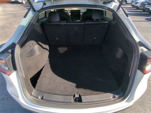 Used 2022 Tesla Model Y Performance image 14