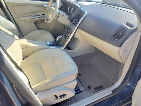 Used 2013 Volvo XC60 3.2 FWD image 5