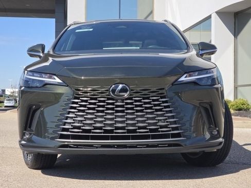 Used 2024 Lexus RX 350 w/ Convenience Package image 3